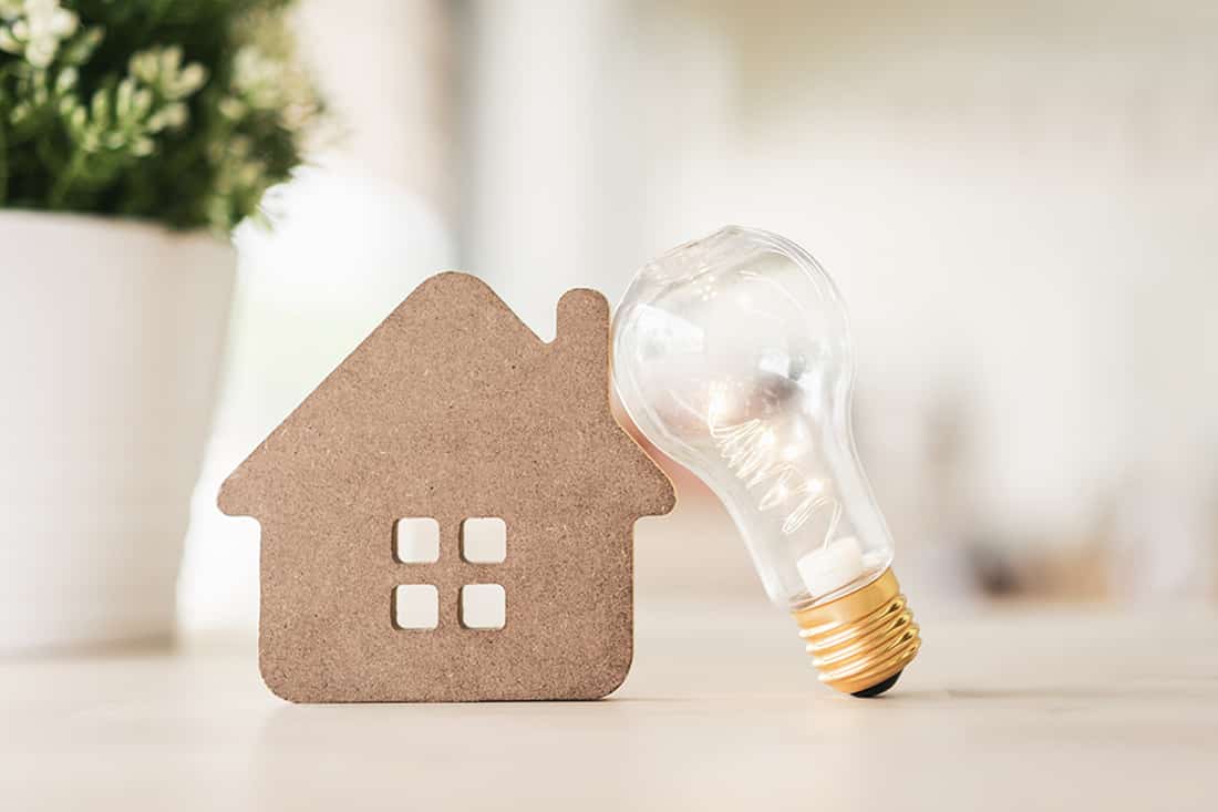 7 Tips to Choosing the Right Electricity Plan for Your Home